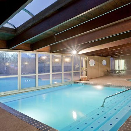 Holiday Inn Hotel & Suites Overland Park-West By Ihg Dış mekan fotoğraf