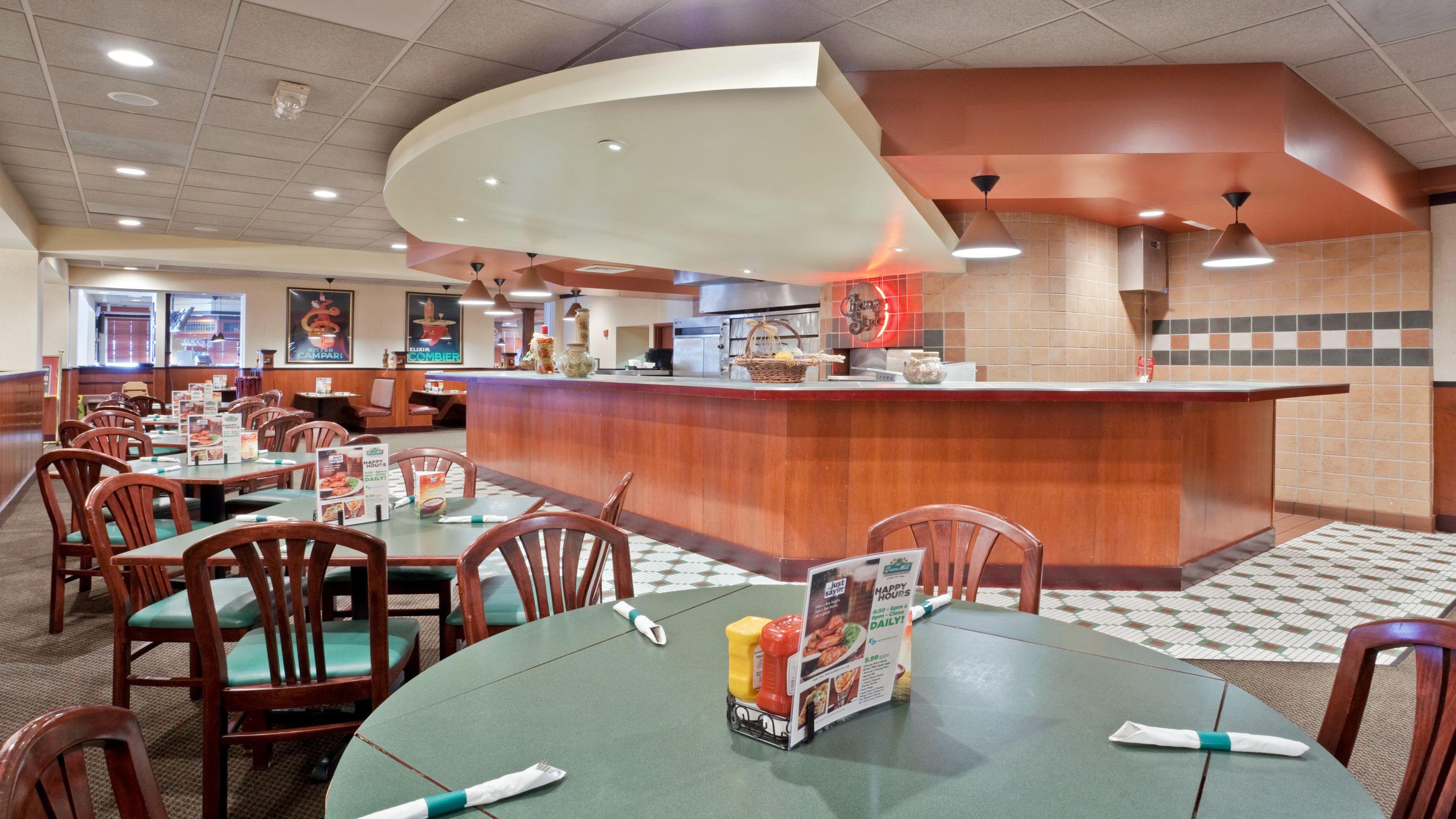 Holiday Inn Hotel & Suites Overland Park-West By Ihg Dış mekan fotoğraf
