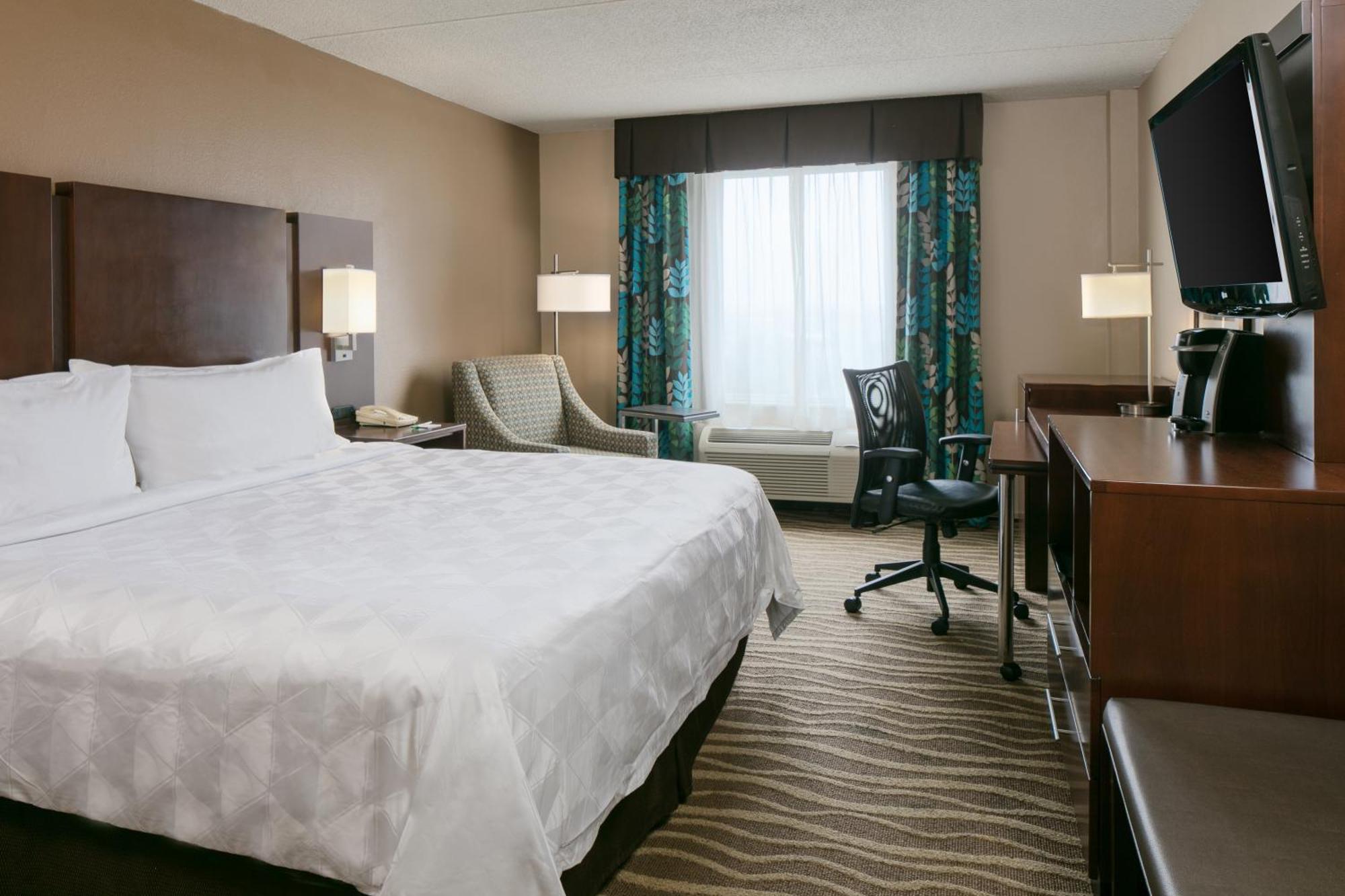 Holiday Inn Hotel & Suites Overland Park-West By Ihg Dış mekan fotoğraf